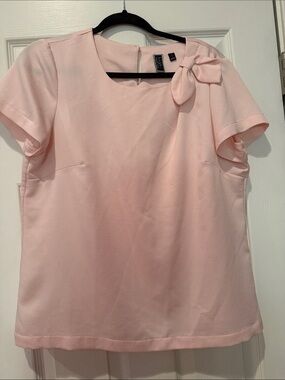 Nicole Miller Blush Pink Short Sleeve Bow-Shoulder Blouse